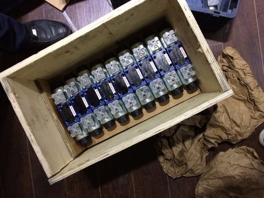 Válvula de controle hidráulico para pavimentador Melhore o desempenho e a durabilidade do seu pavimentador