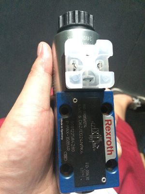 Válvula de controle hidráulico para pavimentador Melhore o desempenho e a durabilidade do seu pavimentador