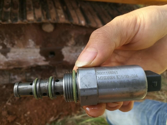 Válvula de controlo de bomba hidráulica R9011 com tecnologia avançada