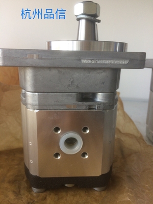 0511645601 Bomba de engrenagem hidráulica 35 kg Design leve para fácil instalação