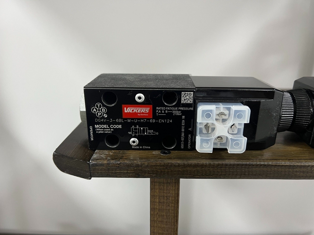 6.000kg Embalagem Peso Bruto Dg4V-3-2bl-M-U-H7-60-En210 Válvula Solenoide para 6046159-001